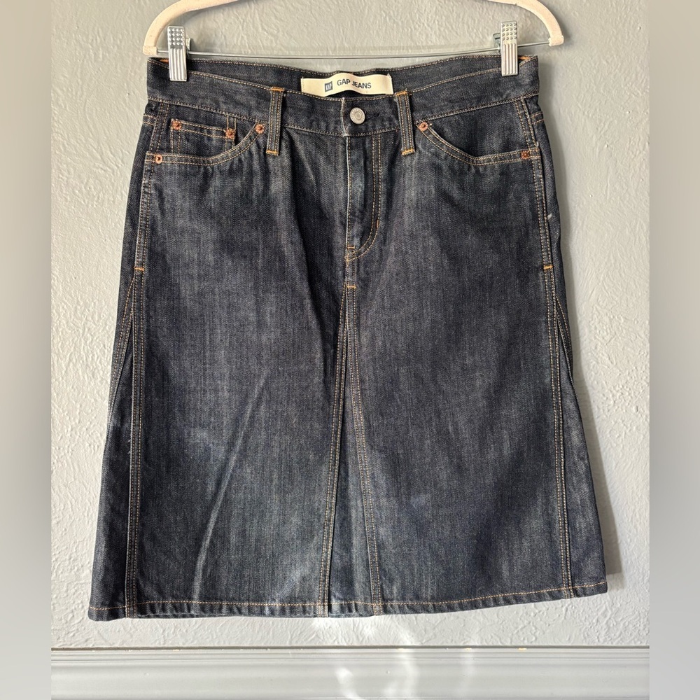 GAP Dark Wash Denim A-Line Skirt Cotton Mid Rise Classic Size 8